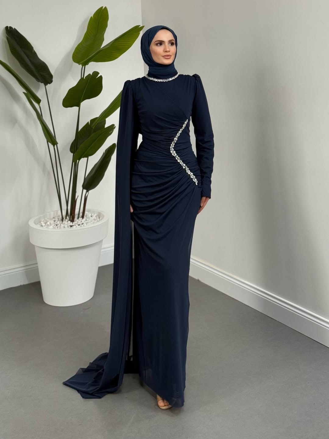 Opheline Taşlı Tül Kumaş Abiye