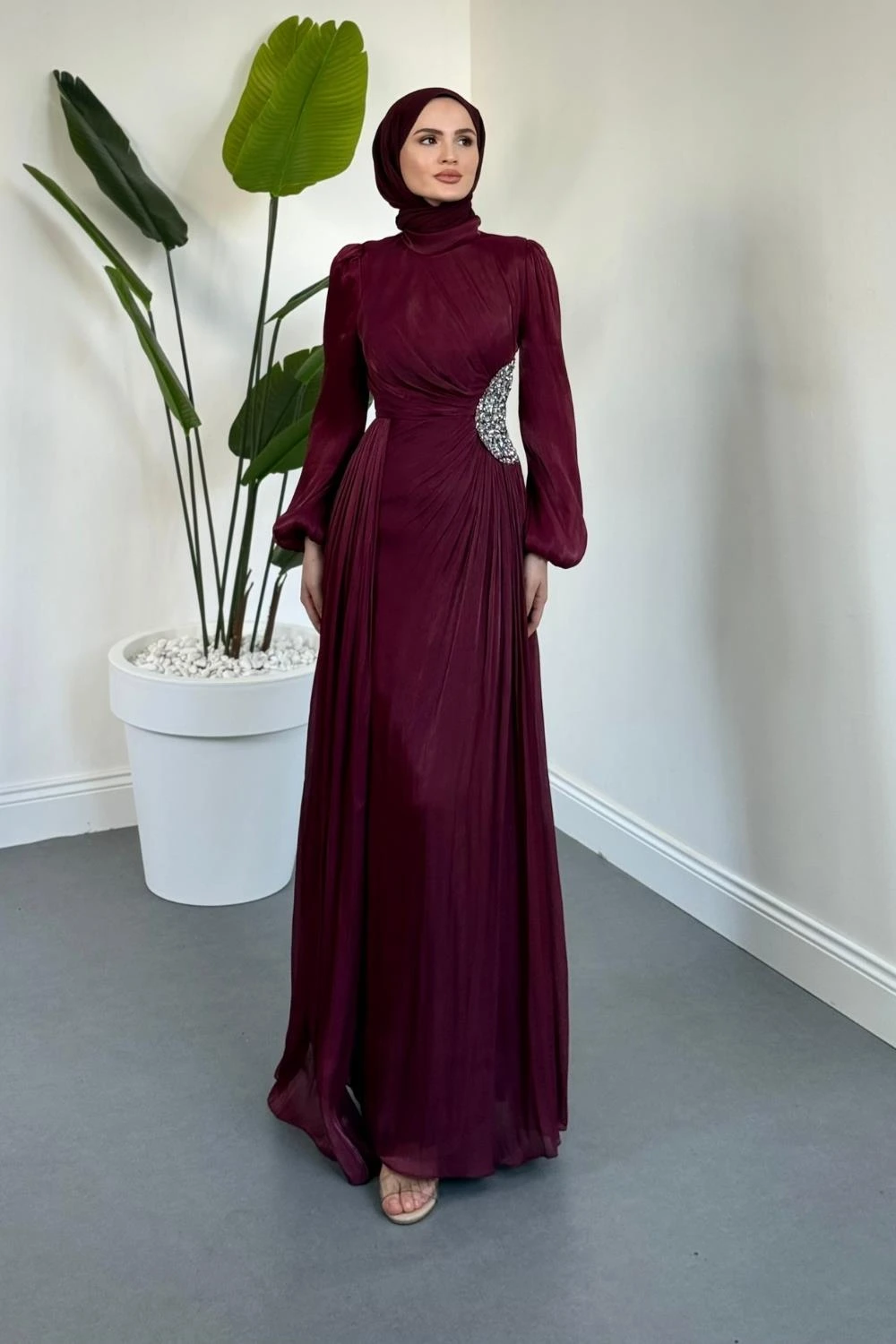 Nola Yanı Taşlı Jan Jan Abiye Mürdüm