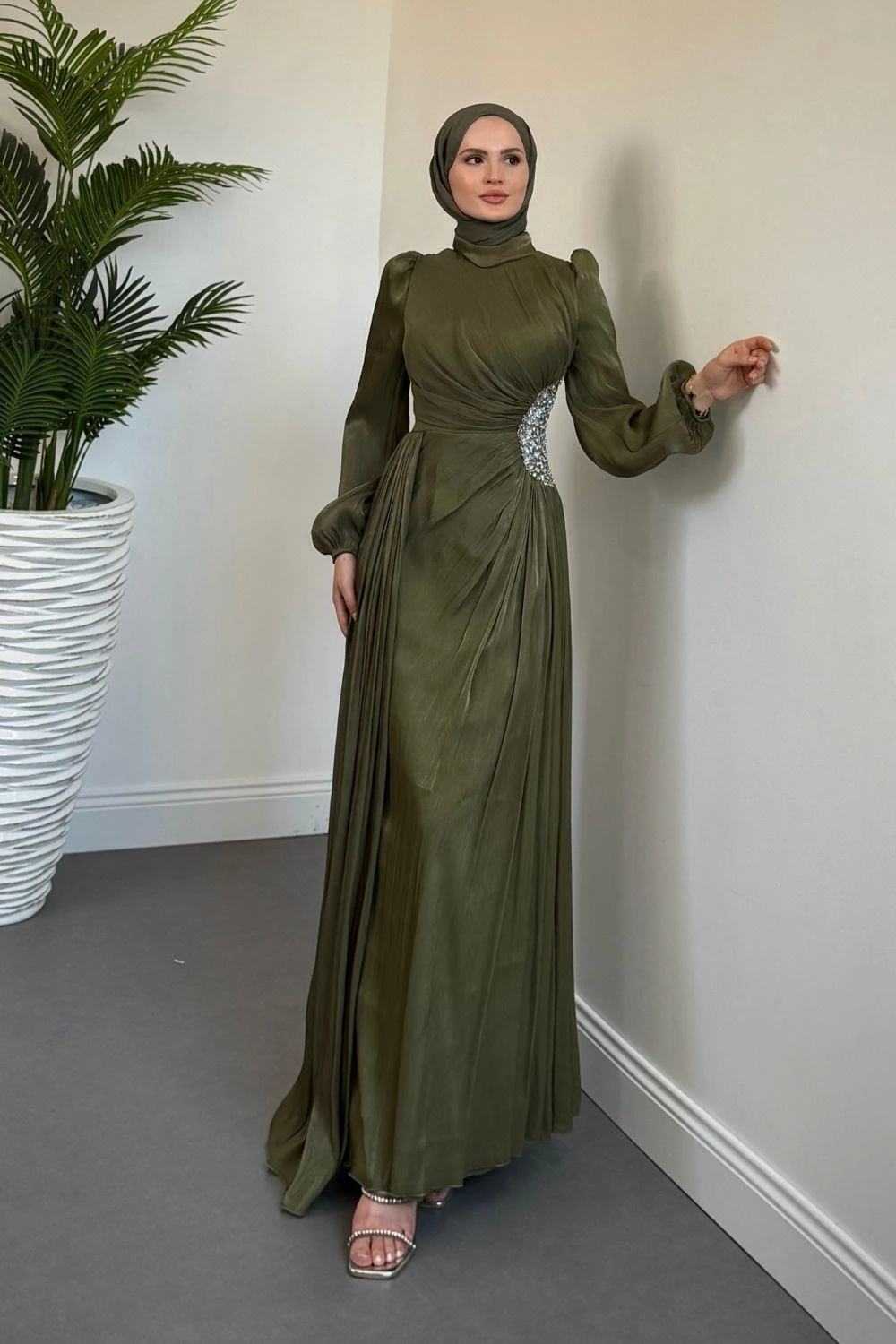 Nola Yanı Taşlı Jan Jan Abiye Haki