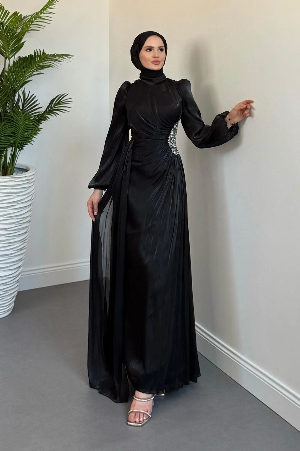 Nola Yanı Taşlı Jan Jan Abiye Siyah