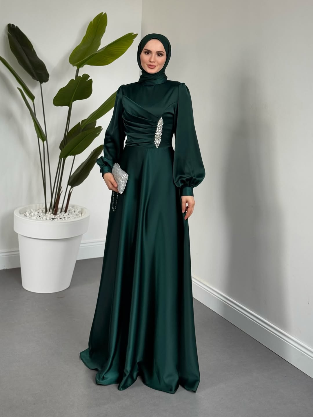 Florentine Taşlı Saten Abiye