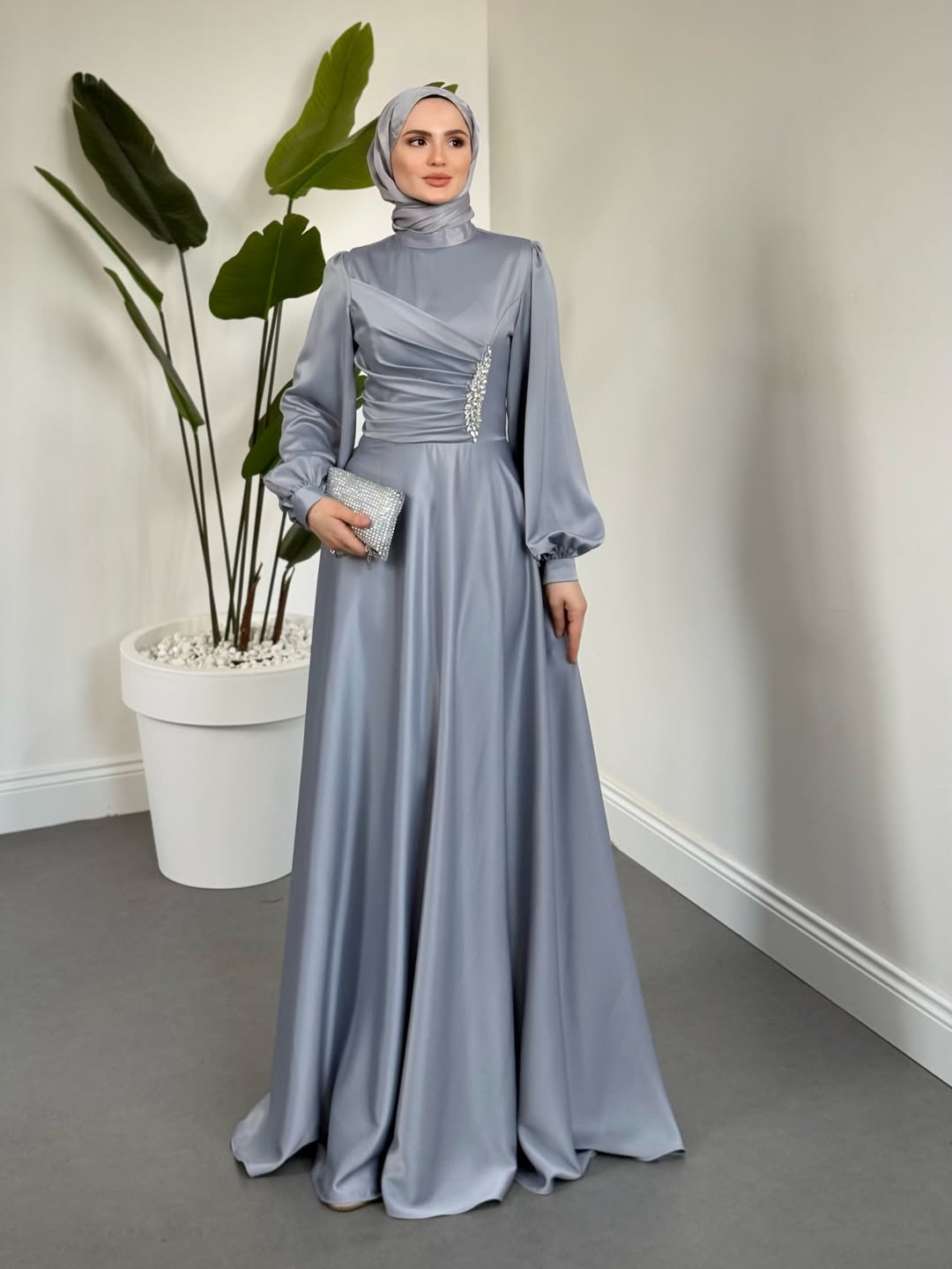 Florentine Taşlı Saten Abiye