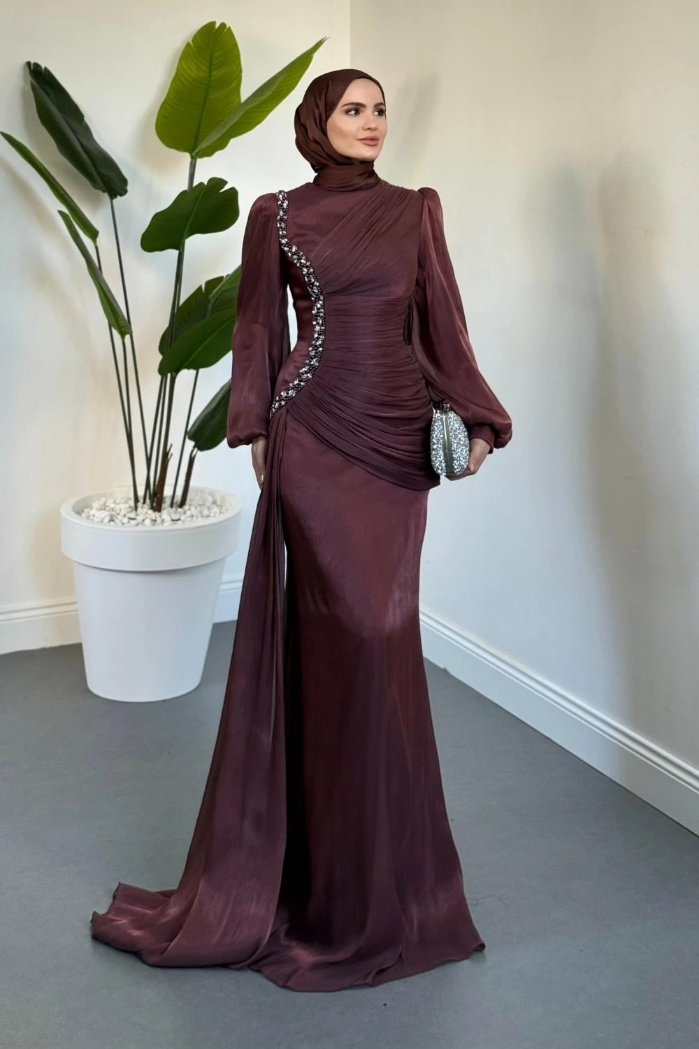 Ansel Yandan Taşlı Drapeli Janjan Abiye Gül Kurusu