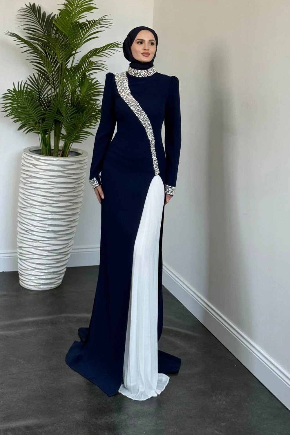 Octavia Yandan Yırtmaçlı Abiye Lacivert