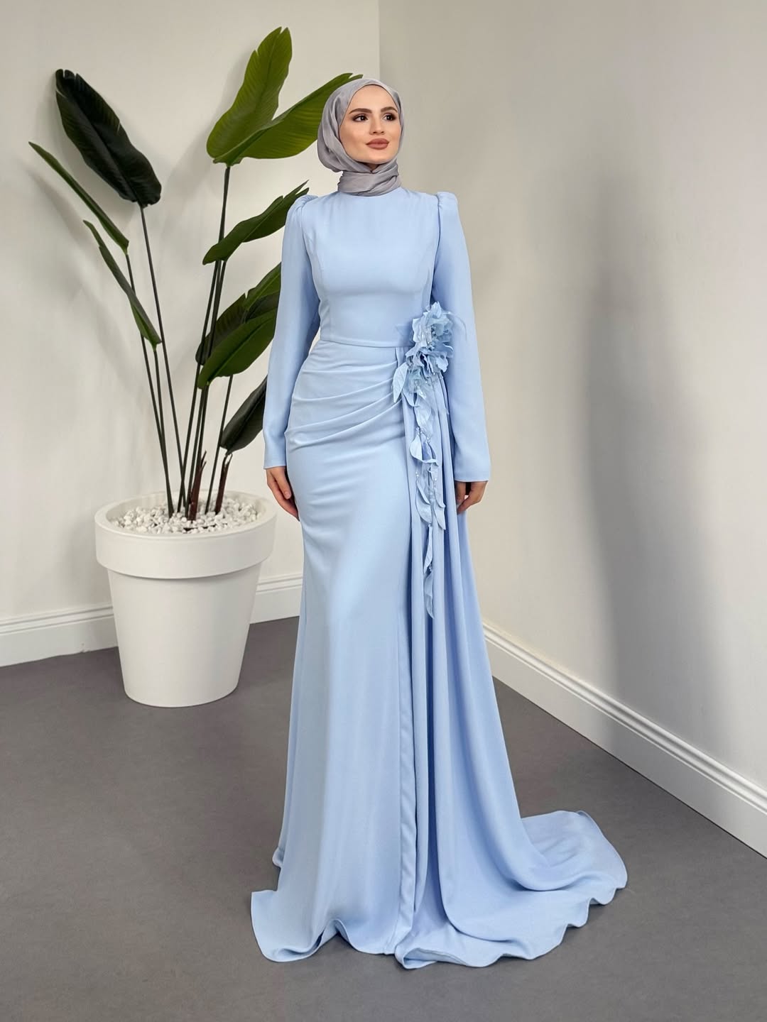 Ornella Yandan Tokalı Özel Tasarım Balık Abiye