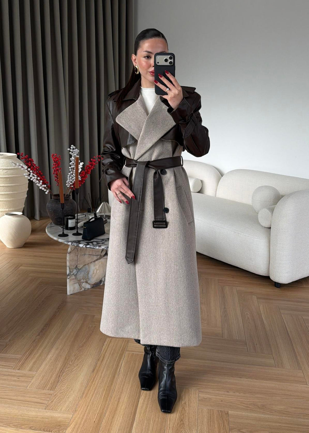 Omuzu Deri Detaylı Uzun Kaban ACI KAHVE