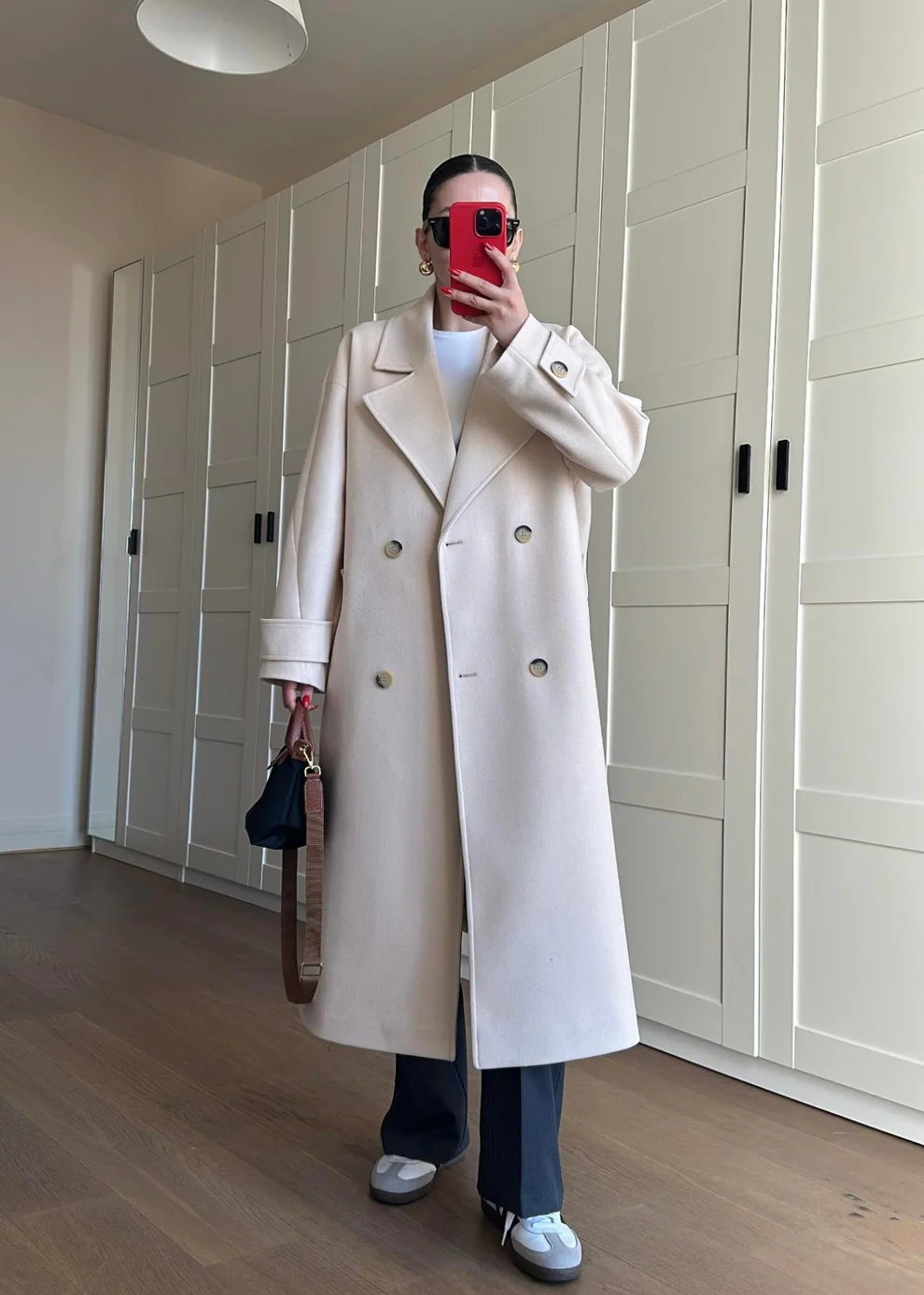 Kelebek Yakalı Kaban TAŞ