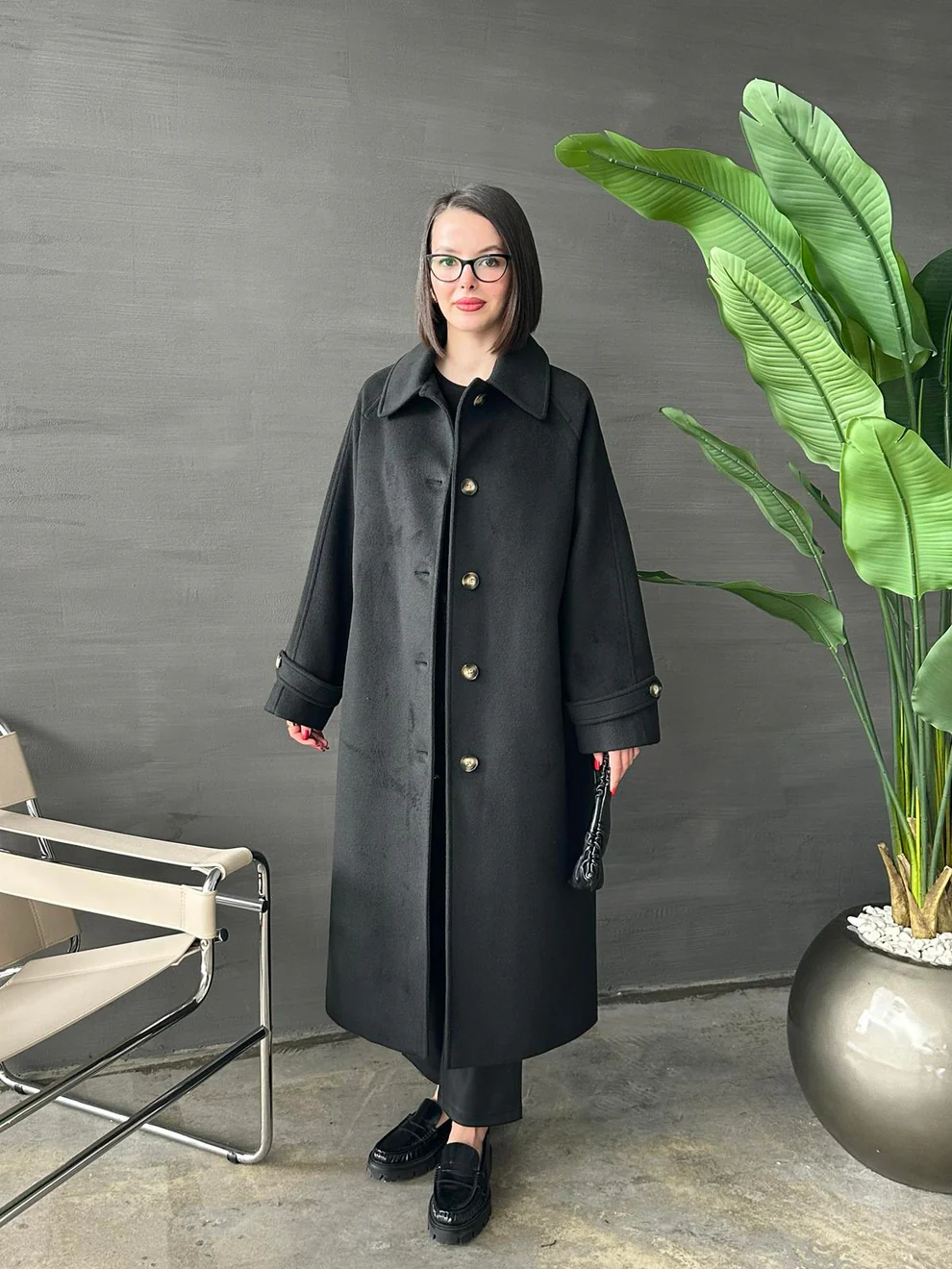 Gömlek Yakalı Kemerli Kaban SİYAH